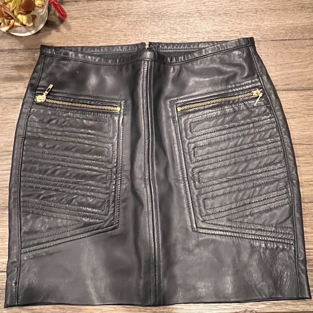 Mango MNG Suit 100% Genuine Leather Mini Skirt Black New without tags Size 4